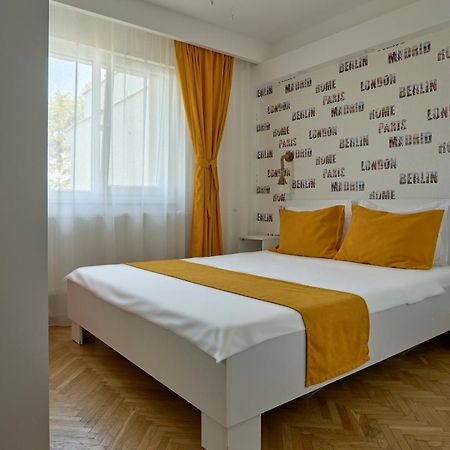 11 Baneasa Airport Apartament Bucharest Exterior photo