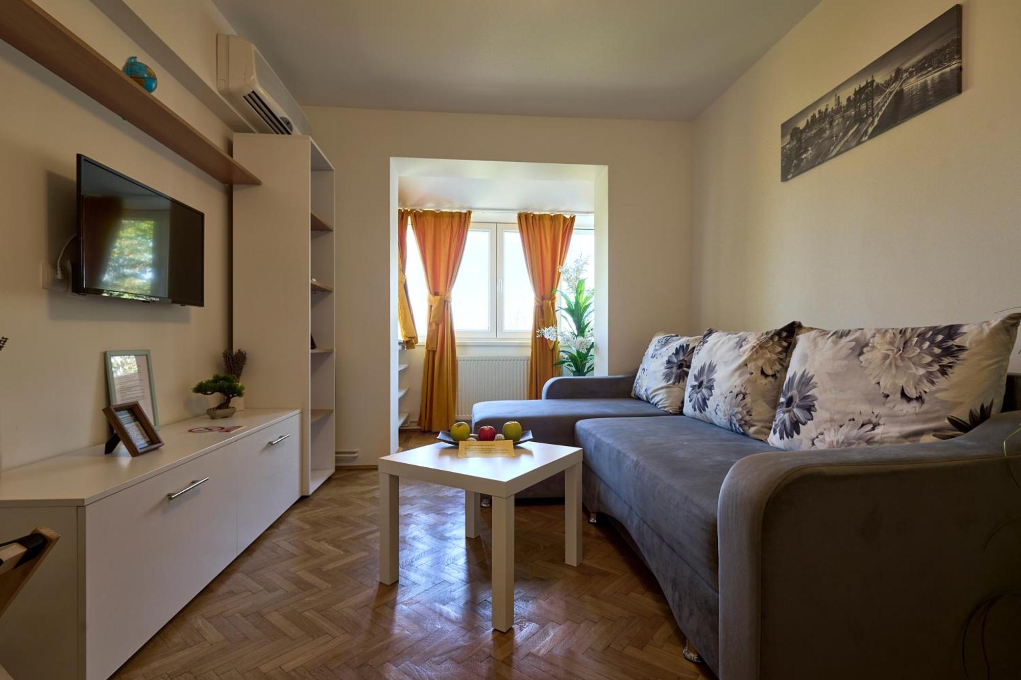11 Baneasa Airport Apartament Bucharest Exterior photo