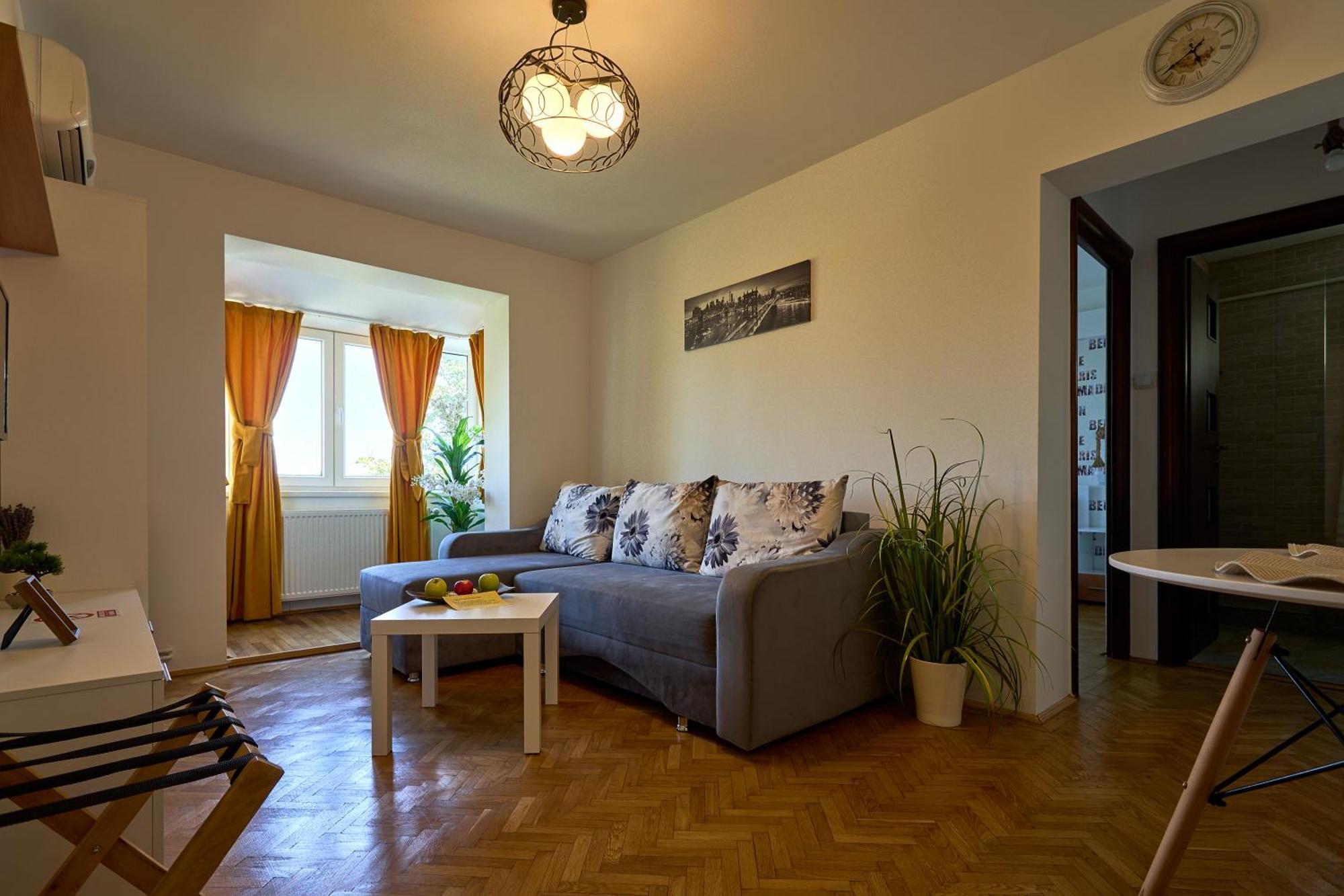 11 Baneasa Airport Apartament Bucharest Exterior photo