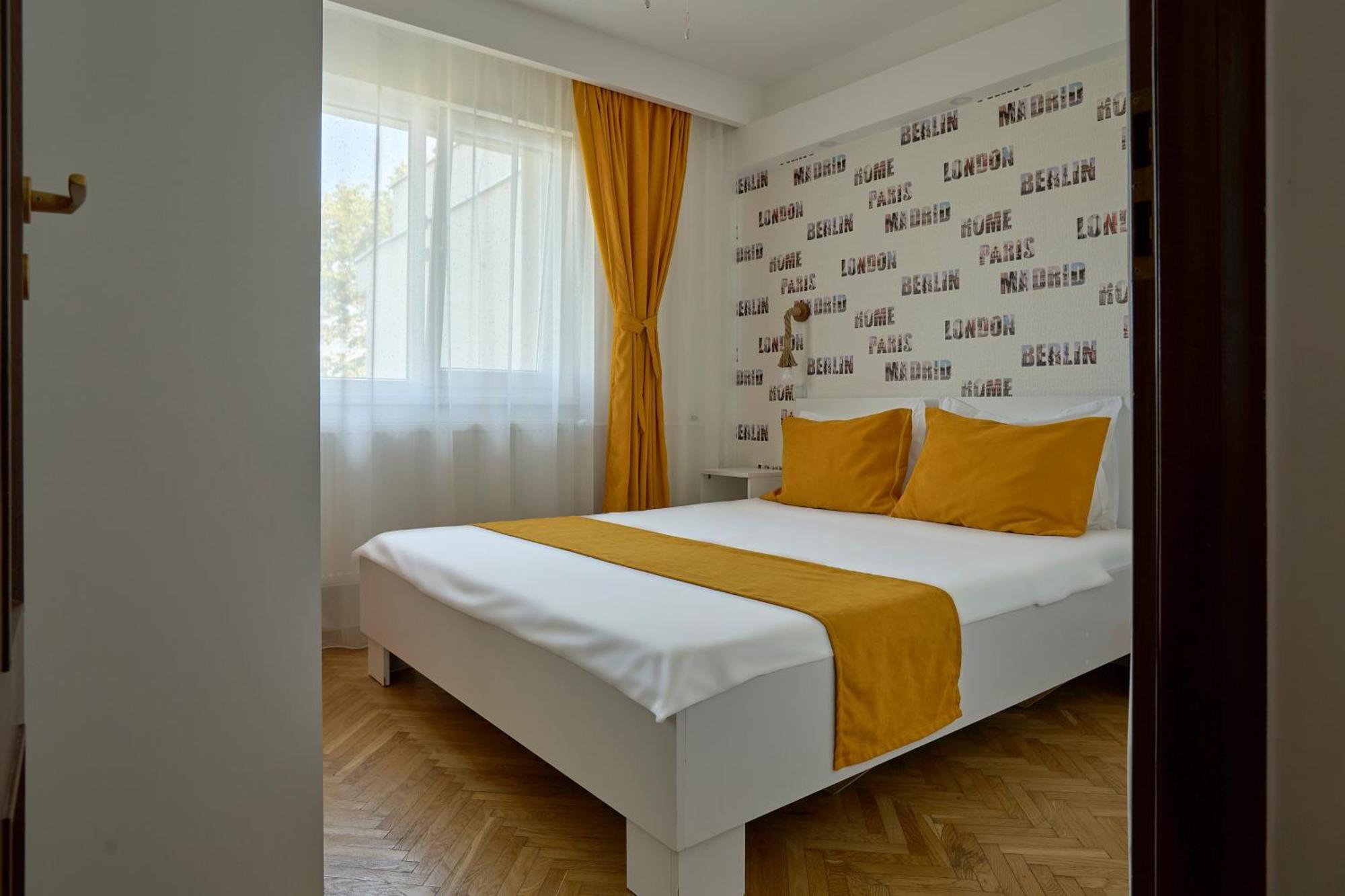 11 Baneasa Airport Apartament Bucharest Exterior photo